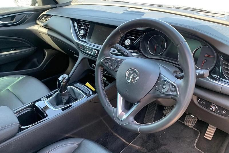 Used Vauxhall Insignia Elite 2017 Blue Hatchback