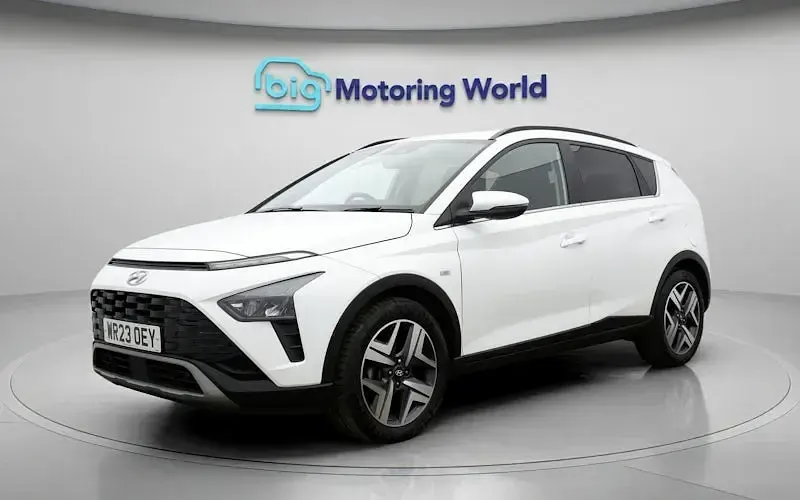 Used Hyundai Bayon Premium 101 HP (74 kW) 2023 White SUV