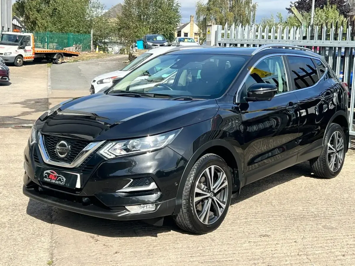 Used Nissan Qashqai N-Connecta 2019 Black SUV