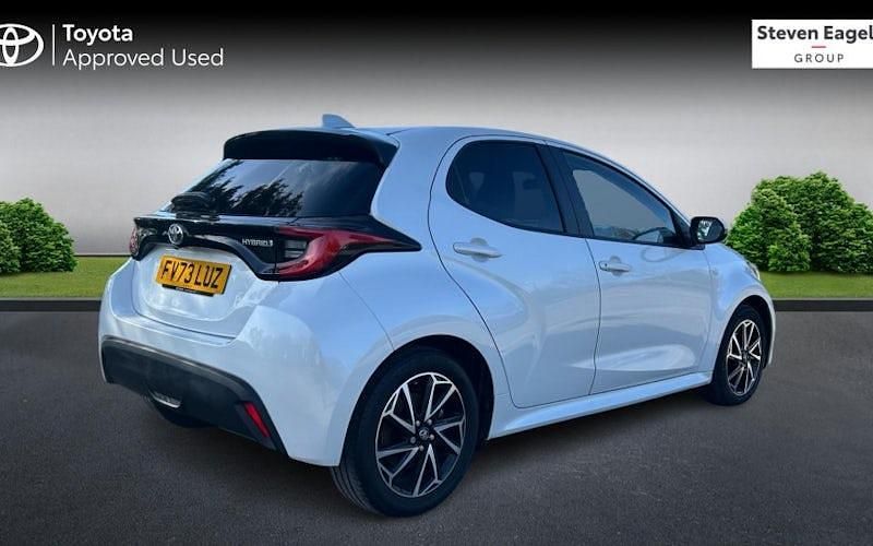 Used Toyota Yaris Hybrid Design 116 HP (85 kW) 2026 Hatchback