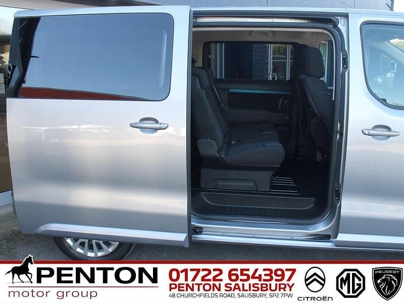 Used Peugeot e-Traveller Active 100 kW (136 HP) 2021 Grey MPV