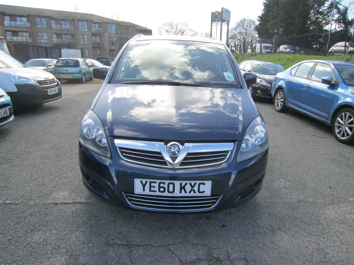 Used Vauxhall Zafira 115 HP (84 kW) 2010 Blue MPV
