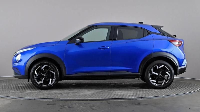 Used Nissan Juke N-Connecta 114 HP (83 kW) 2024 Blue SUV