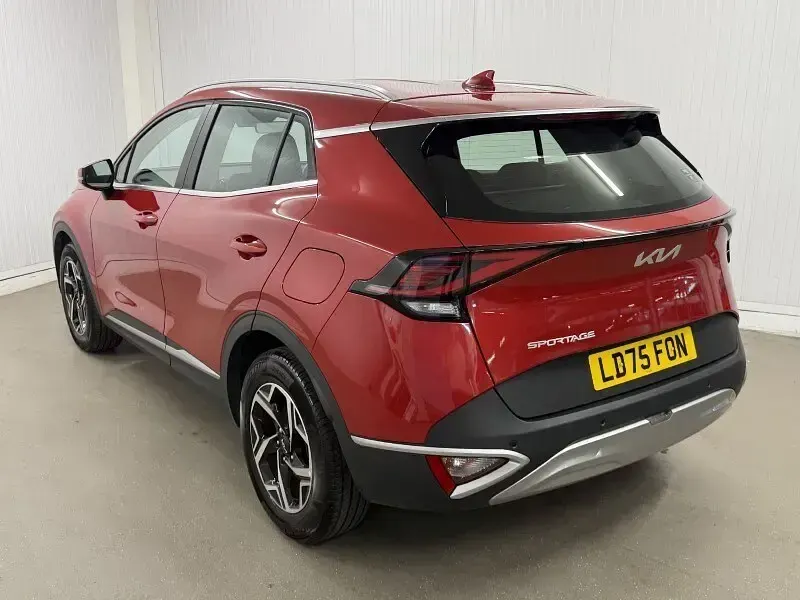 Used Kia Sportage 157 HP (115 kW) 2025 Red SUV