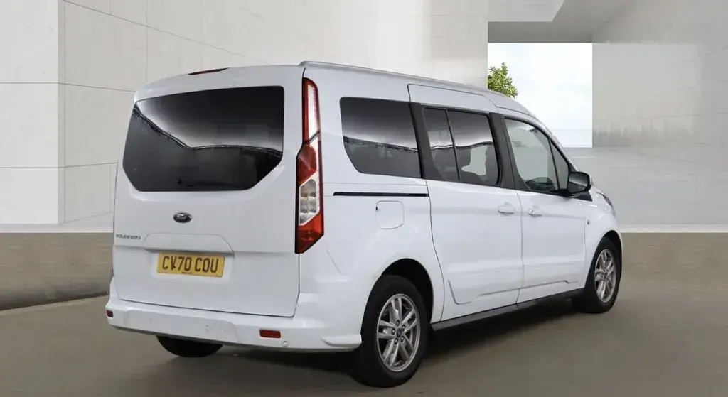 Used Ford Grand Tourneo Connect Titanium 2020 White MPV