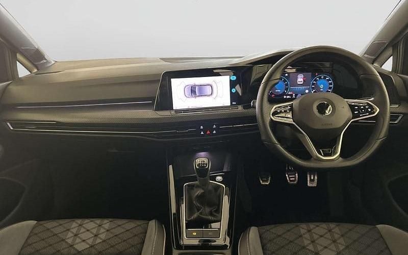 Used VW Golf VIII R-line 150 HP (110 kW) 2024 Hatchback