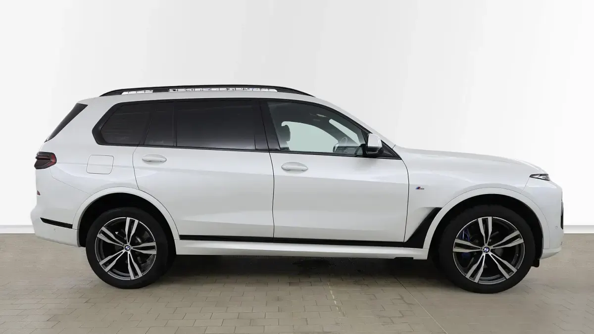 Used BMW X7 M Sport 347 HP (255 kW) 2024 White SUV