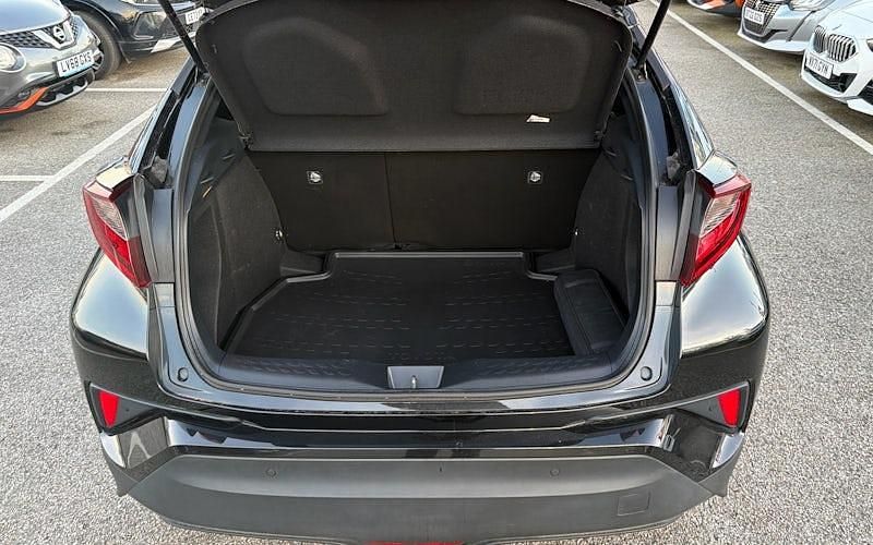 Used Toyota C-HR Design 122 HP (89 kW) 2023 SUV