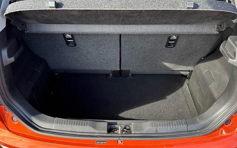 Used Suzuki Ignis SZ-T 90 HP (66 kW) 2018 Other SUV