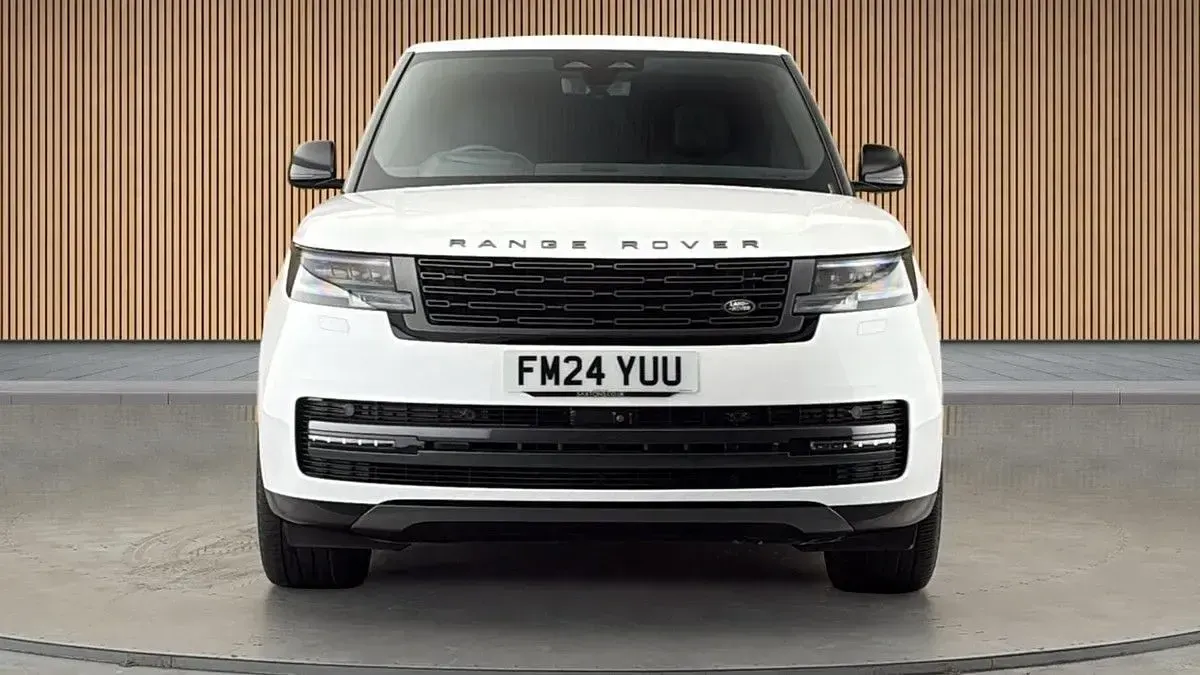 Used Land Rover Range Rover HSE 350 HP (257 kW) 2024 Exterior paint  ostuni pearl whitejbc2454 SUV