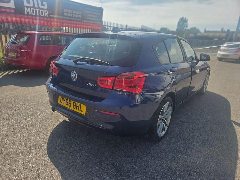 Used BMW 116 Sport Line 114 HP (83 kW) 2018 Blue Hatchback