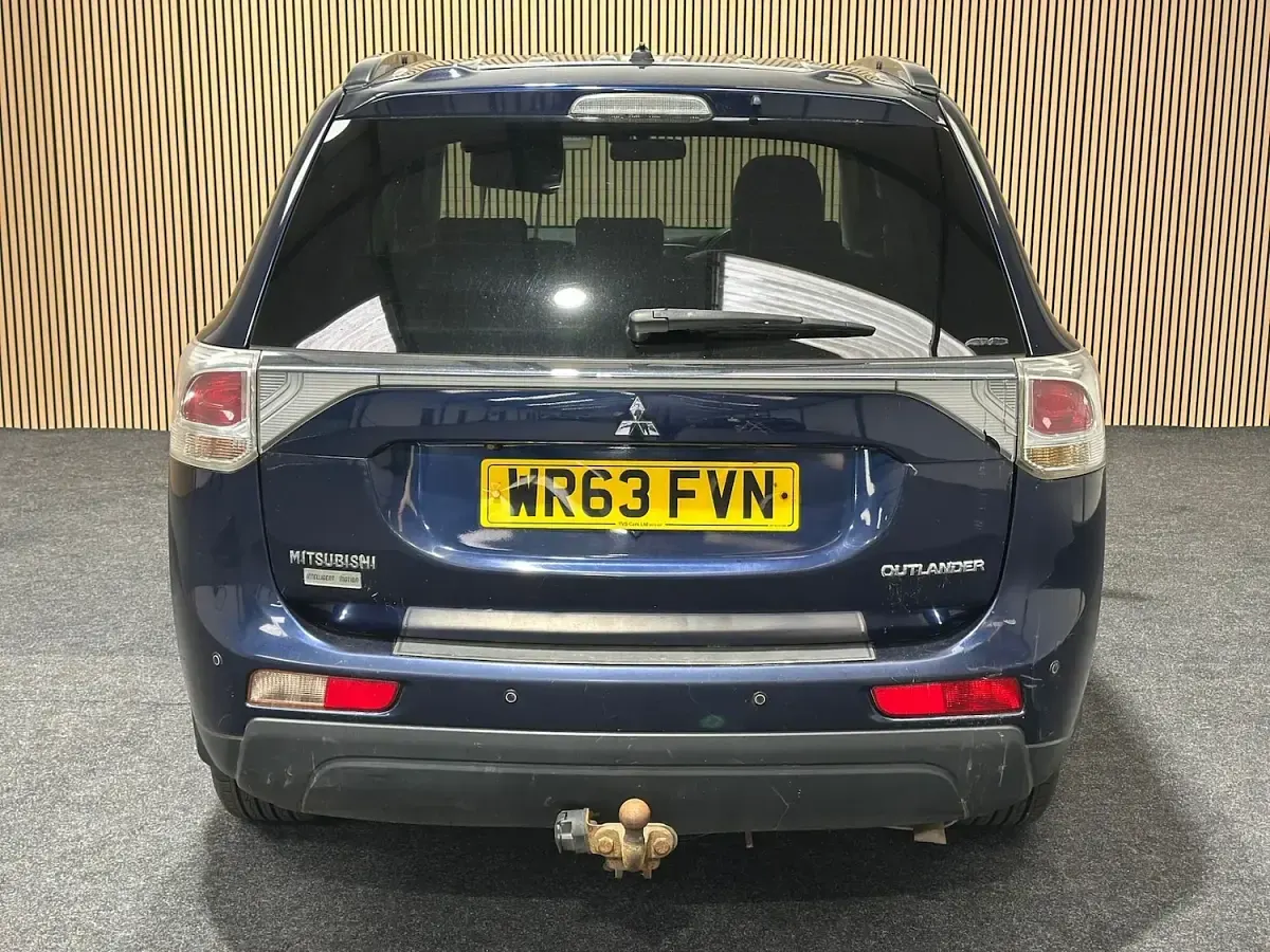Used Mitsubishi Outlander 150 HP (110 kW) 2013 Blue SUV