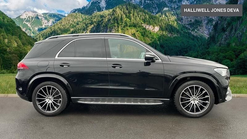Used Mercedes GLE400 AMG line 2023 Black Estate
