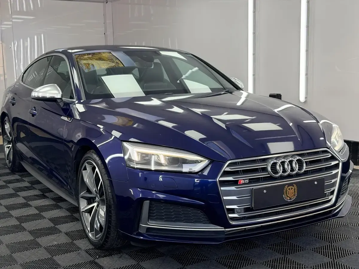 Used Audi A5 Performance 272 HP (200 kW) 2017 Blue Coupe