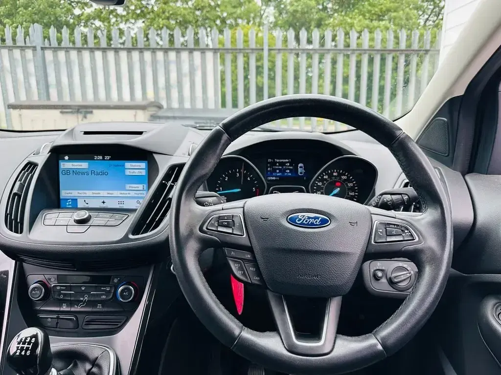 Used Ford Kuga Titanium 150 HP (110 kW) 2017 Black SUV