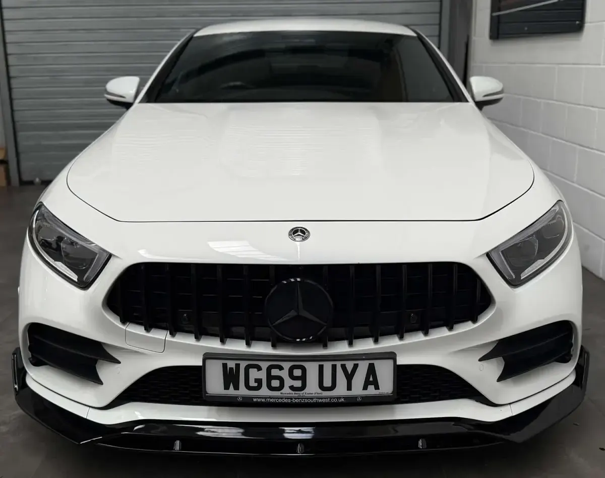 Käytetty Mercedes CLS350 AMG line 2019 Valkoinen Coupe - kaksiovinen
