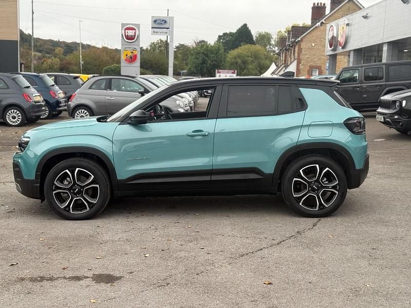 Blue New 2025 Jeep Avenger EV Altitude SUV | £25,995 (A bit pricey) - Image 1/3