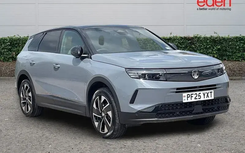 Used Vauxhall Grandland X 136 HP (100 kW) 2025 SUV