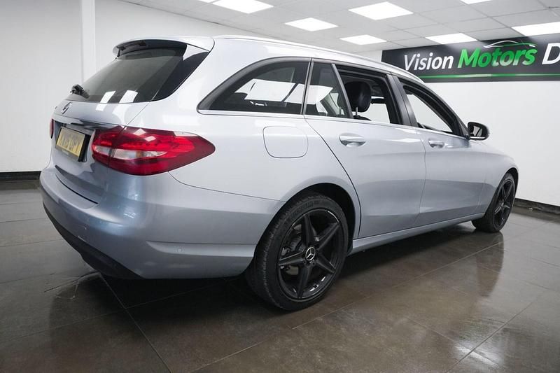 Begagnad Mercedes C220 Executive 2016 Silver Kombi