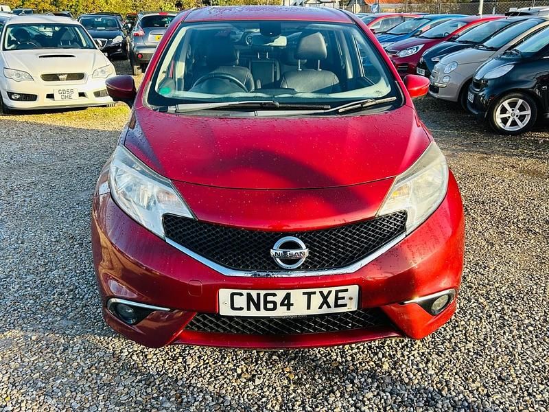 Used Nissan Note Tekna 90 HP (66 kW) 2014 Red Hatchback