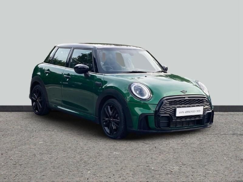 Green Used 2022 Mini Cooper Hatch Hatchback | £21,990 (Expensive) - Image 1/4