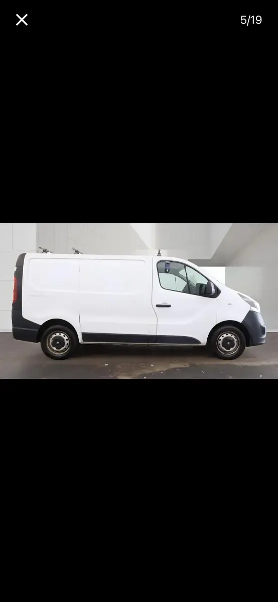 Used Vauxhall Vivaro 120 HP (88 kW) 2019 White MPV