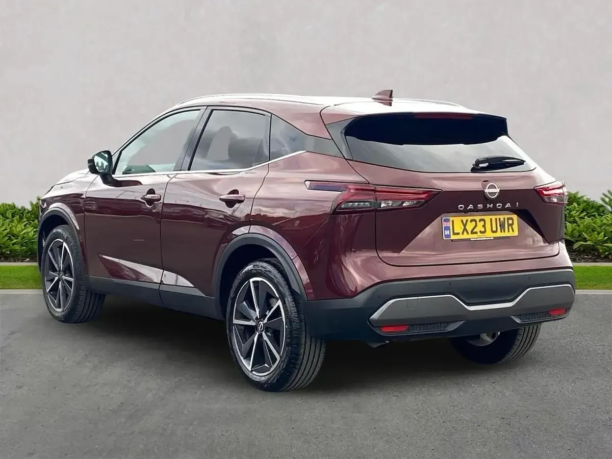 Used Nissan Qashqai Tekna 2023 Red SUV