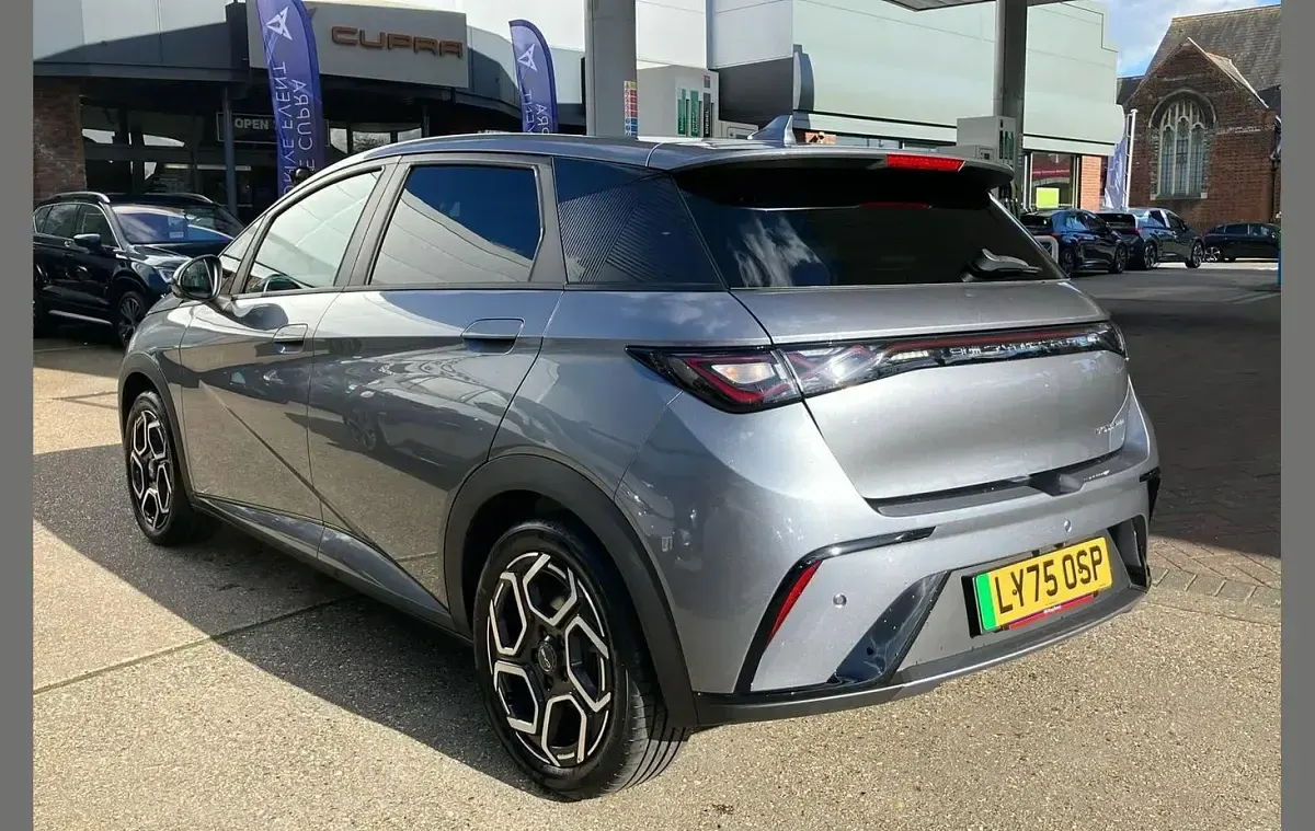 New BYD Dolphin Design 150 kW (204 HP) 2025 Grey Hatchback
