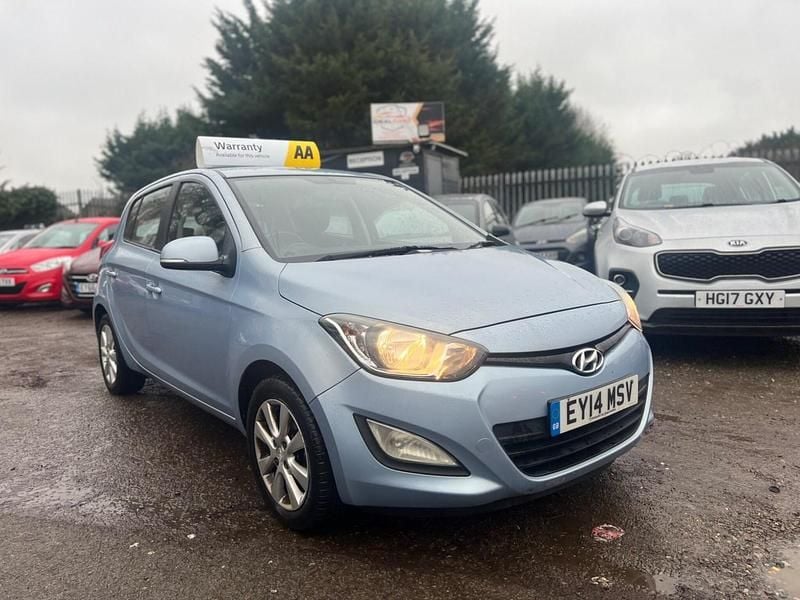 Blue Used 2014 Hyundai i20 Active Hatchback | £3,990 (Good price) - Image 1/4