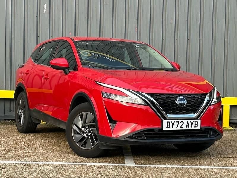 Used Nissan Qashqai Acenta Premium 2022 Red SUV