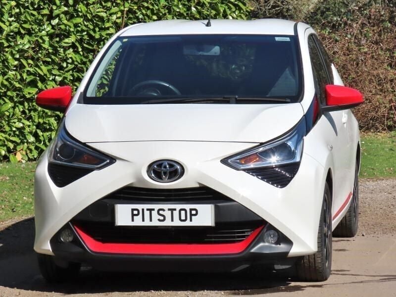 White Used 2019 Toyota Aygo Trend Hatchback | £11,800 (Fair price) - Image 1/3