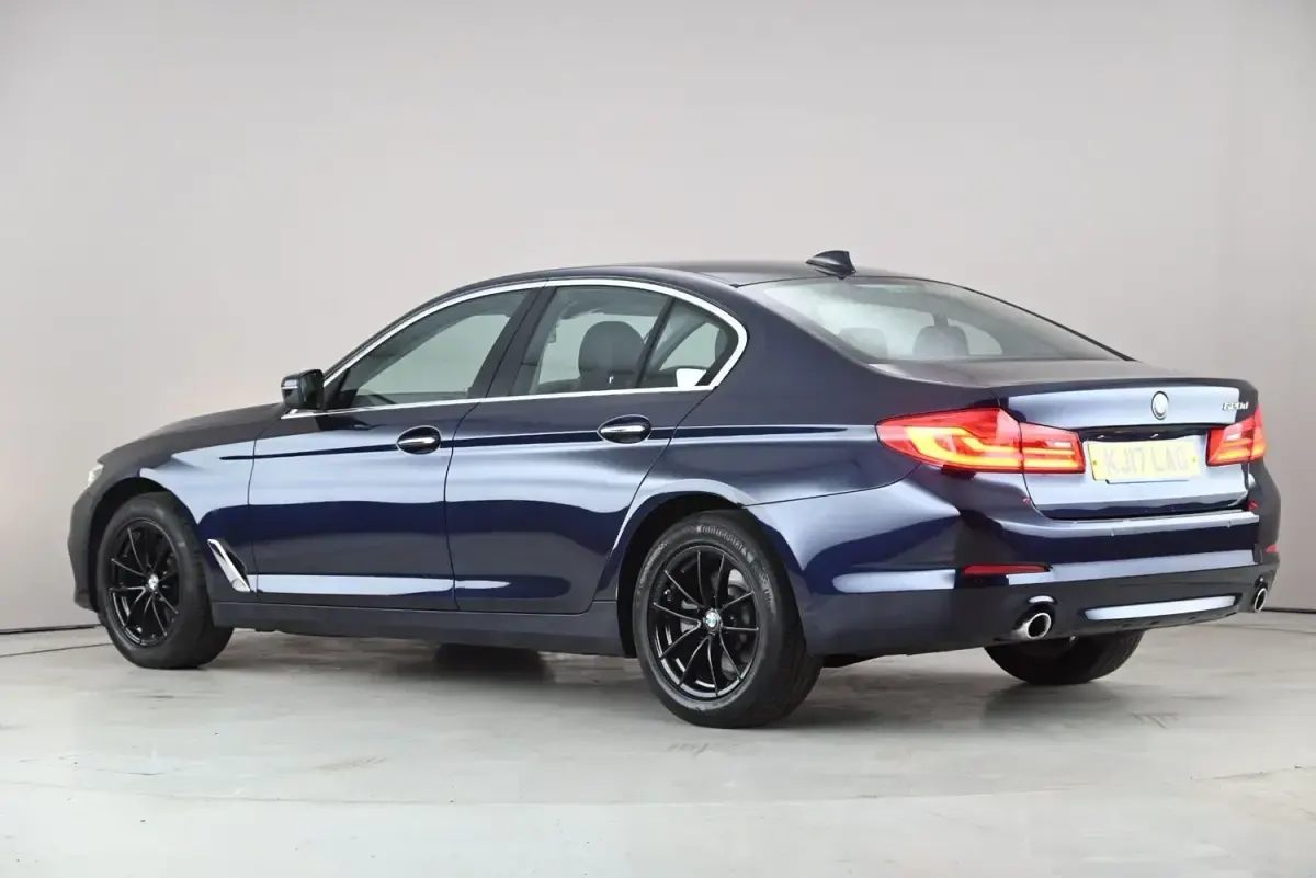 Begagnad BMW 520 2017 Blå Sedan