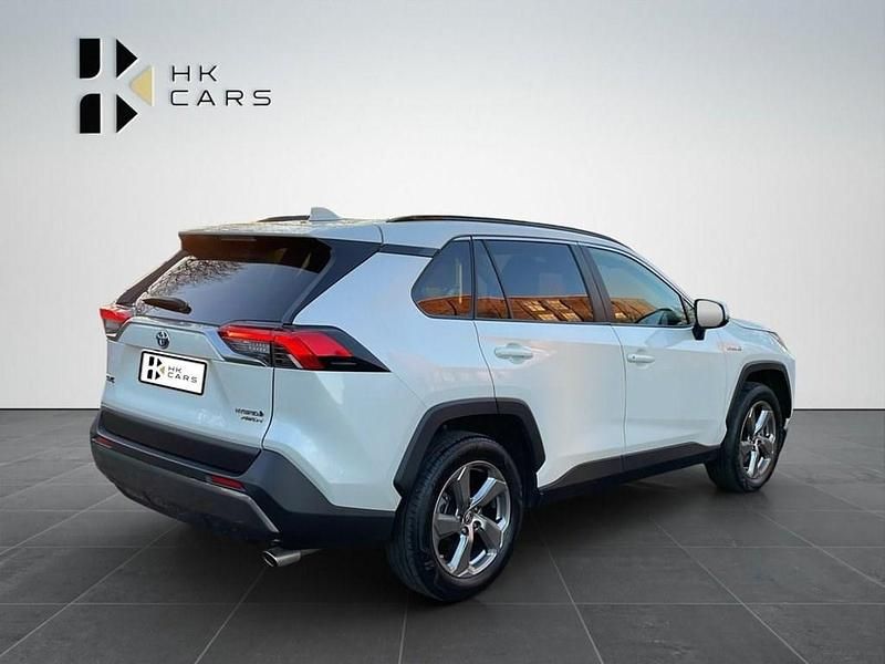 Used Toyota RAV4 Design 2021 White SUV