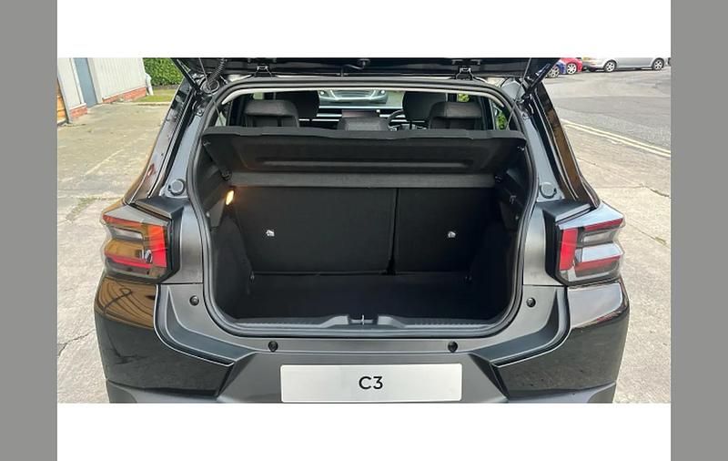 New Citroën C3 PureTech 99 HP (72 kW) 2025 Other Hatchback