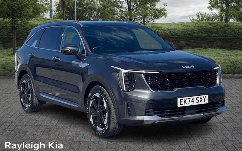 Used 2025 Kia Sorento 4 SUV | £46,693 (Fair price) - Image 1/4