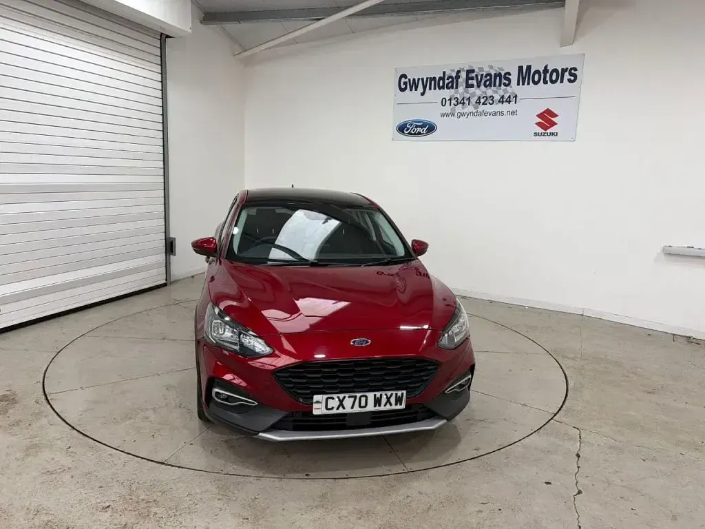 Used Ford Focus Active X 125 HP (91 kW) 2020 Red Hatchback