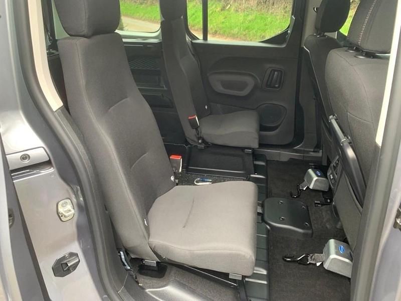 Used Peugeot Rifter Allure 2025 Grey MPV