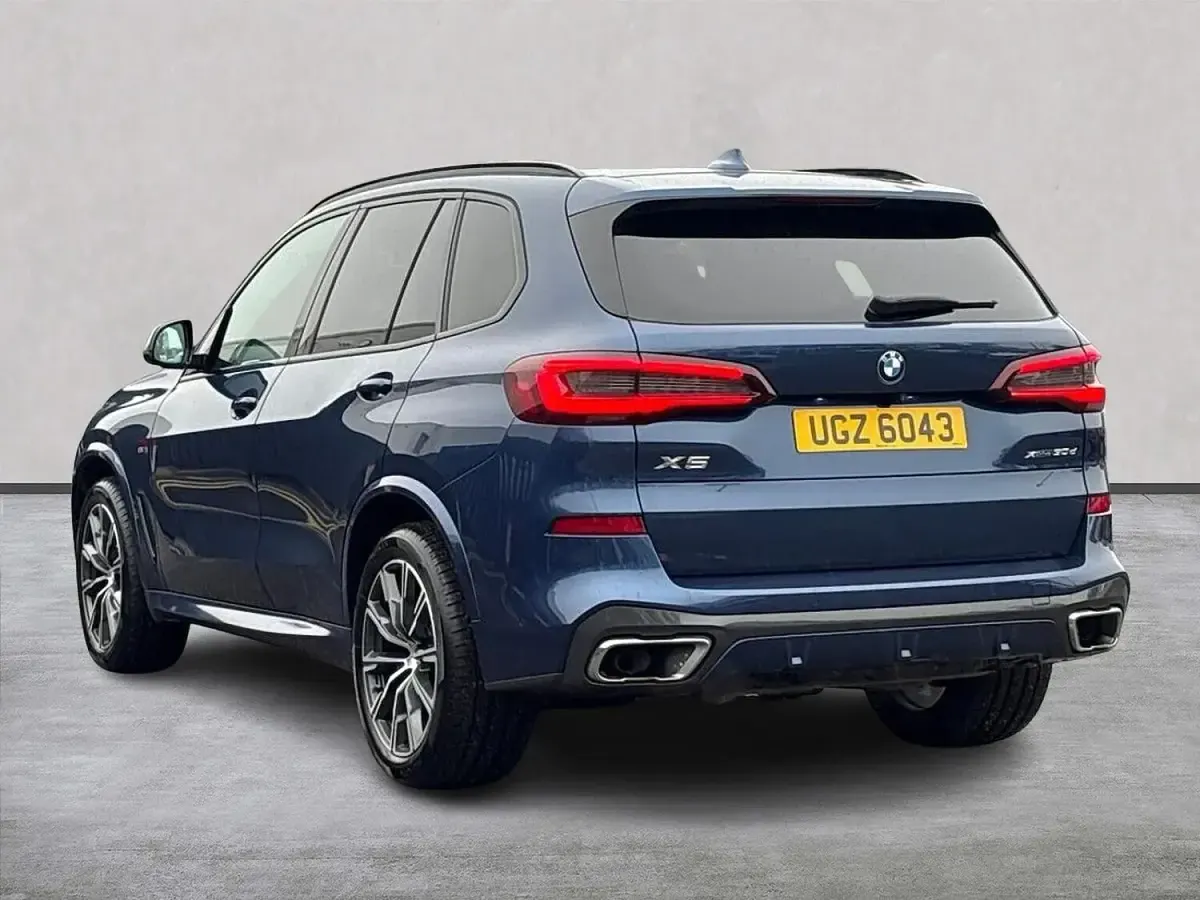 Used BMW X5 M Sport 286 HP (210 kW) 2021 Blue SUV
