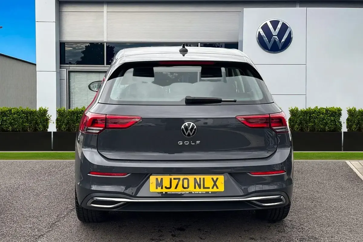 Usado VW Golf VII Style 2021 Cinzento Citadino