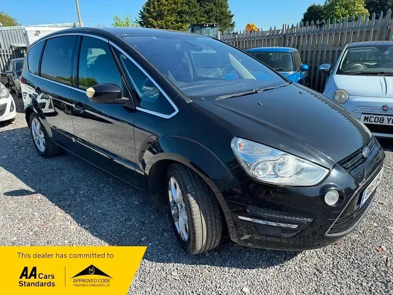 Used Ford S-MAX Titanium 140 HP (102 kW) 2012 Black MPV