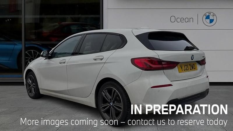 Used BMW 116 Sport Line 114 HP (83 kW) 2021 White Hatchback