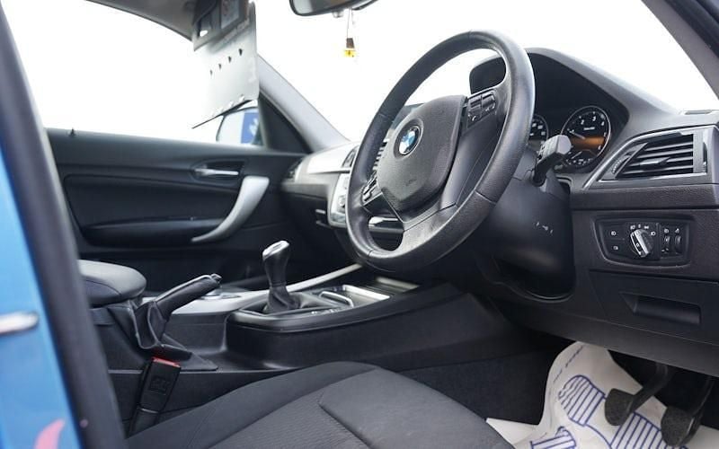 Used BMW 116 Basis 116 HP (85 kW) 2019 Blue Hatchback