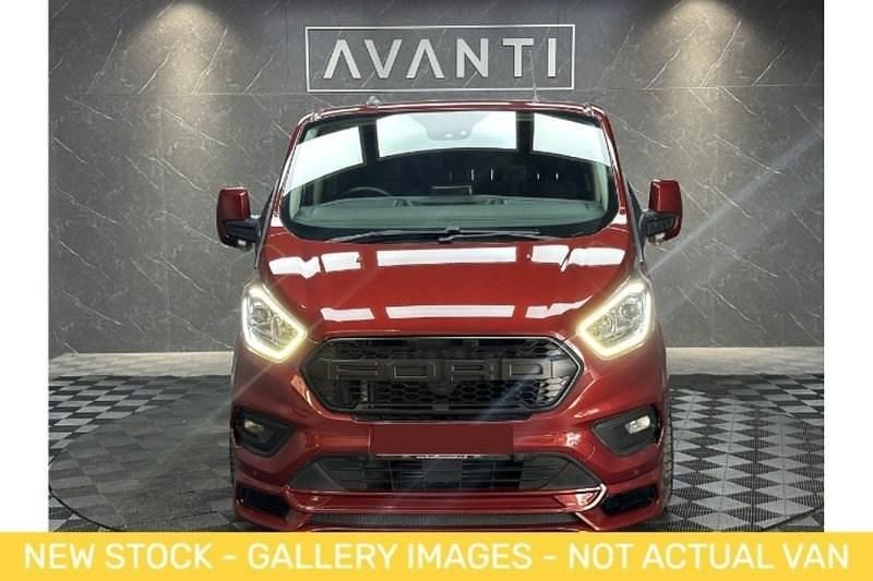 Used Ford Transit Custom Limited 130 HP (95 kW) 2020 Red Van