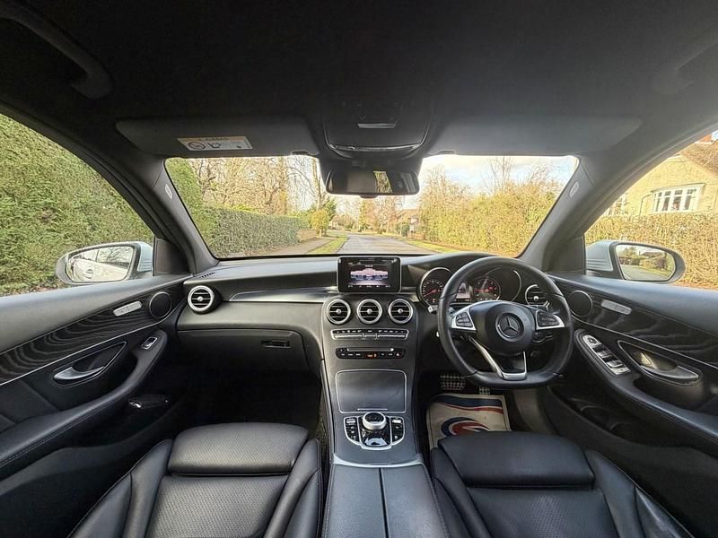 Used Mercedes GLC220 AMG line 170 HP (125 kW) 2018 Silver SUV