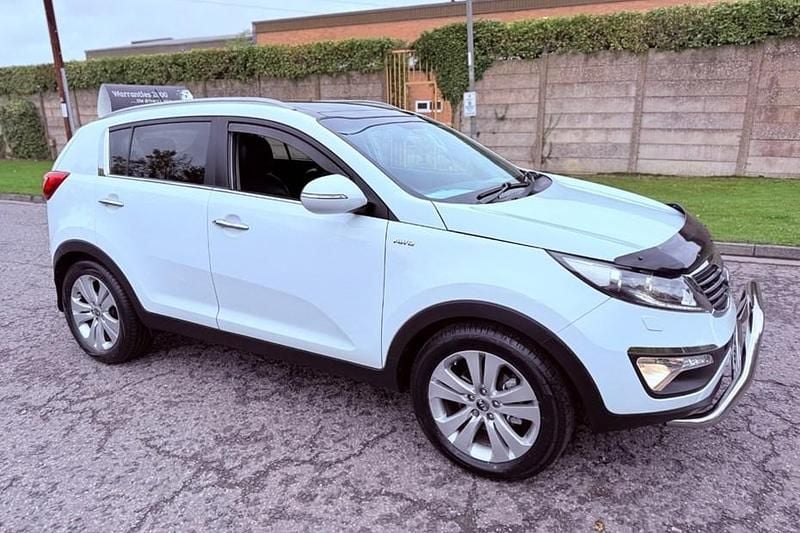 White Used 2012 Kia Sportage 3 SUV | £2,999 (Good price) - Image 1/1