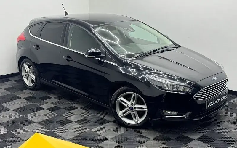 Used Ford Focus Titanium 125 HP (91 kW) 2017 Hatchback