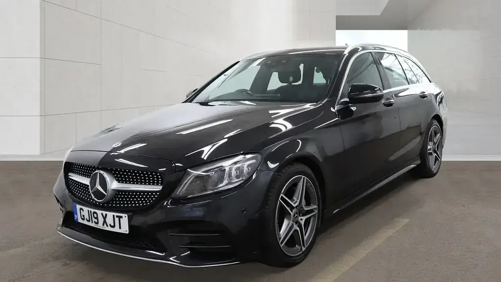 Used Mercedes C220 AMG Line Premium 191 HP (140 kW) 2019 Black Estate