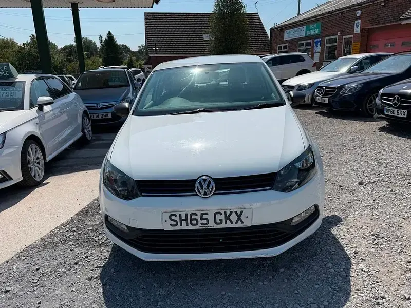 Used VW Polo S 59 HP (43 kW) 2015 White Hatchback