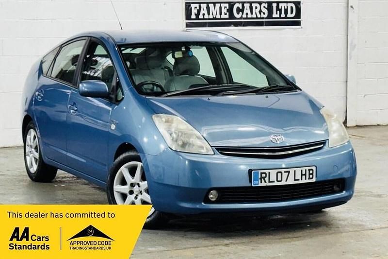 Used Toyota Prius 113 HP (83 kW) 2007 Blue Hatchback