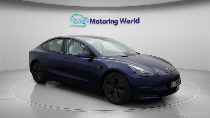 Blue Used 2021 Tesla Model 3 Long Range AWD Sedan | £20,000 (Fair price) - Image 1/4